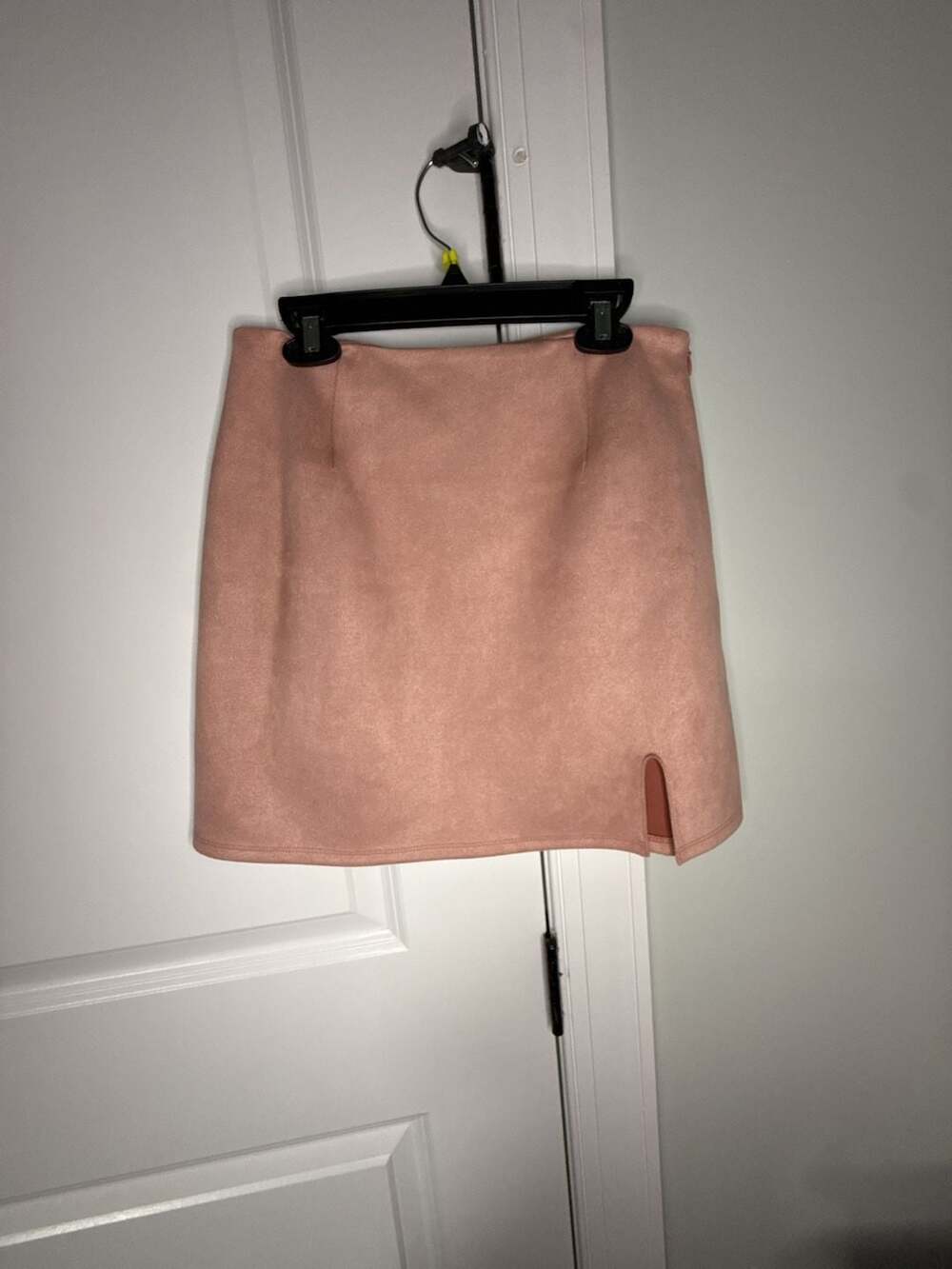 Sadie & Sage Pink Faux Suede Mini Skirt with Side Slit